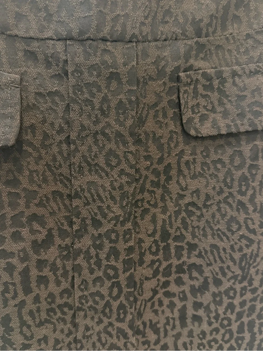 Ann Taylor Black & Brown Animal-Print Pencil Skirt. Size 4